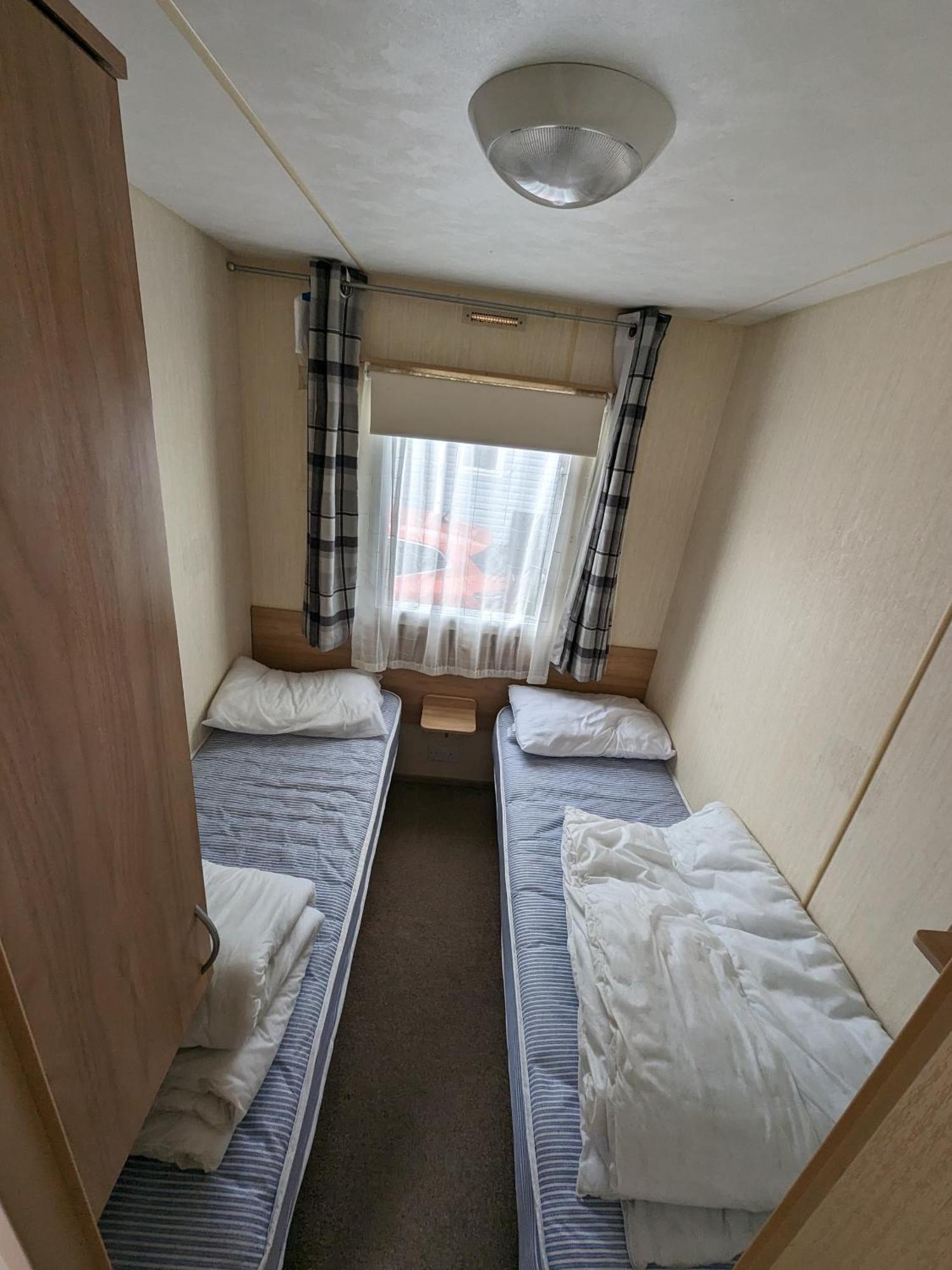 3 Bedroom Caravan, Sleeps 8 Lyons Lido Beach 普利斯坦丁 外观 照片